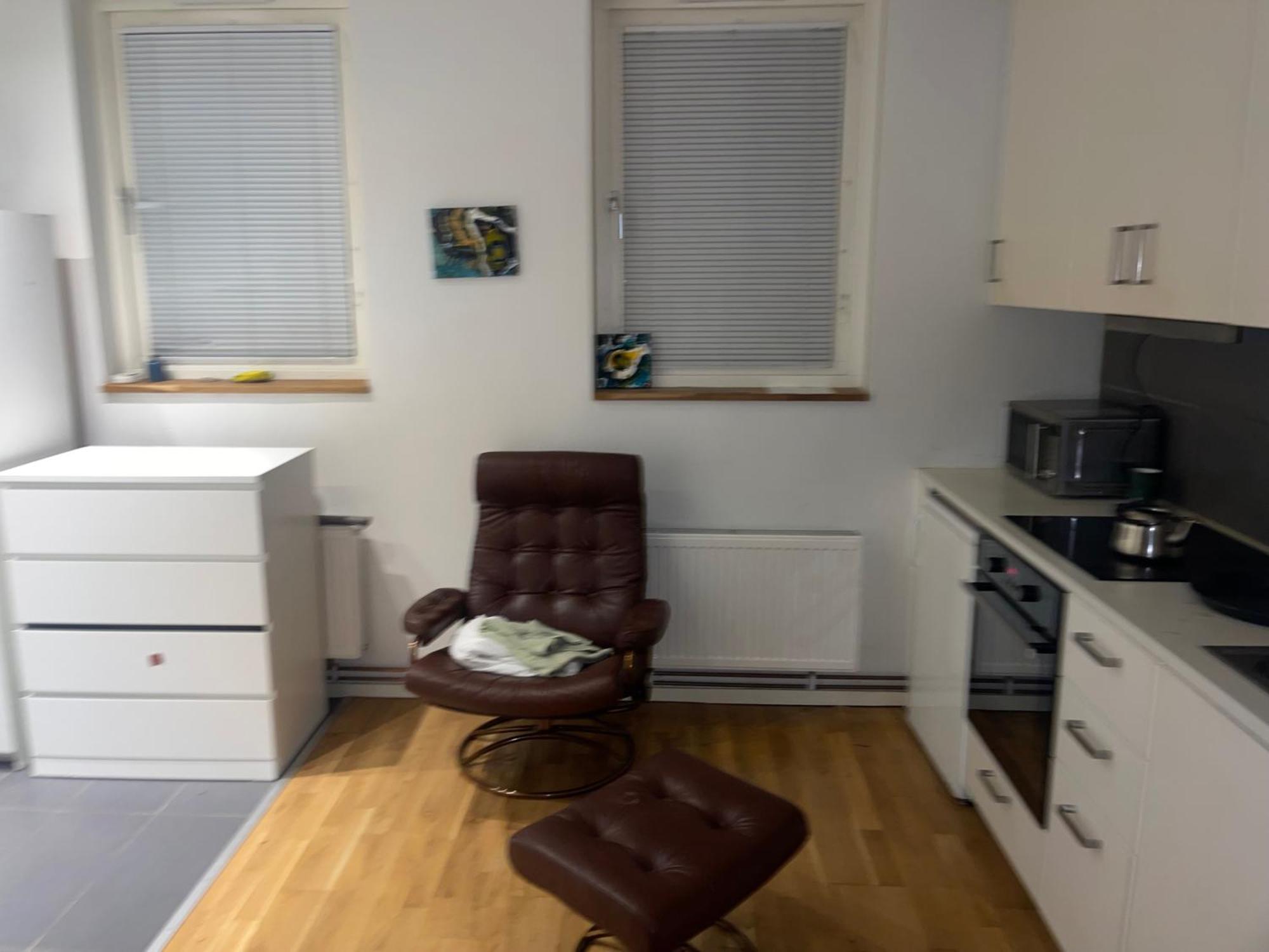 Apartment Cozy In Hasselby *